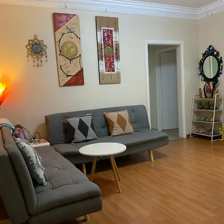 2 Bedroom Small Unit 1 Minute Walk To Shopping Centre No Parking Slot Wollongong Exterior photo